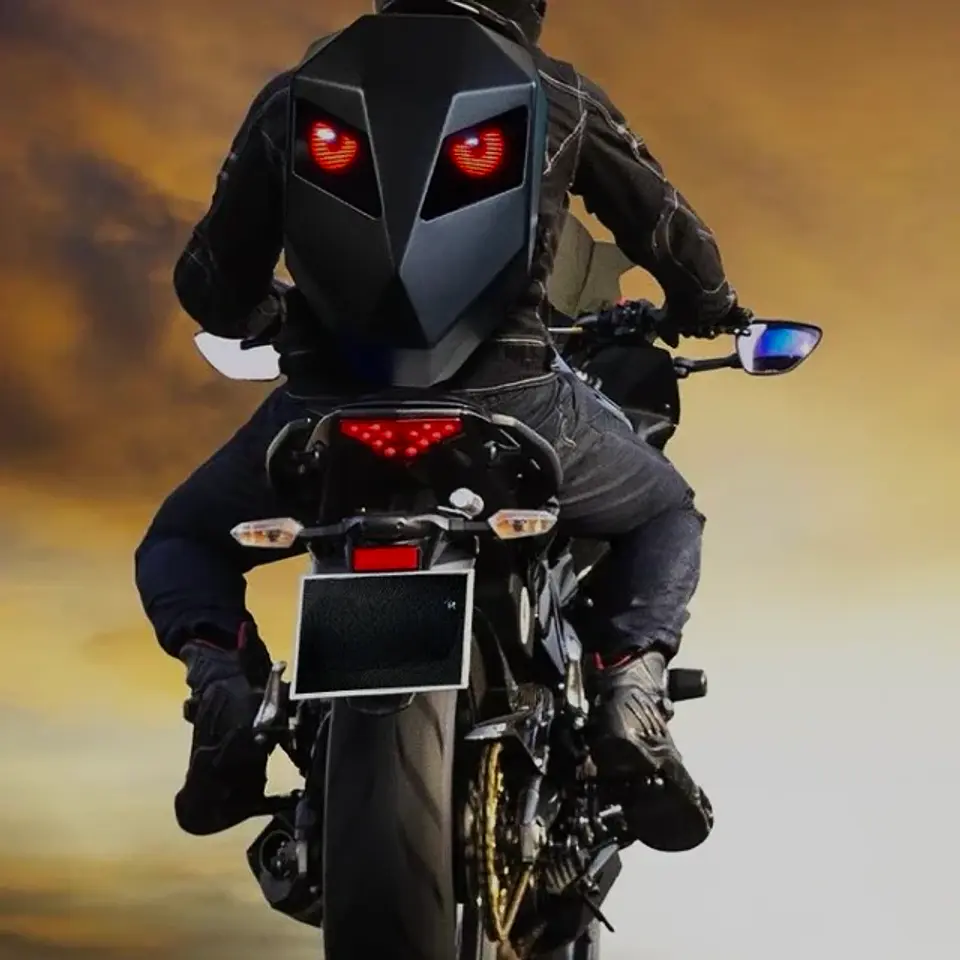 MOCHILA BIKER LED 4