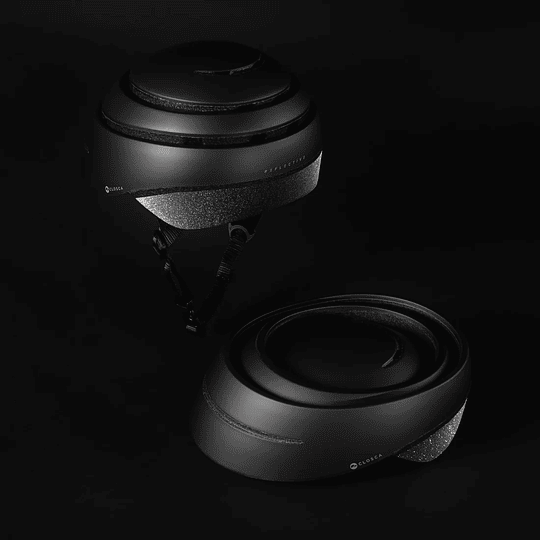 Black Reflective - Image 2