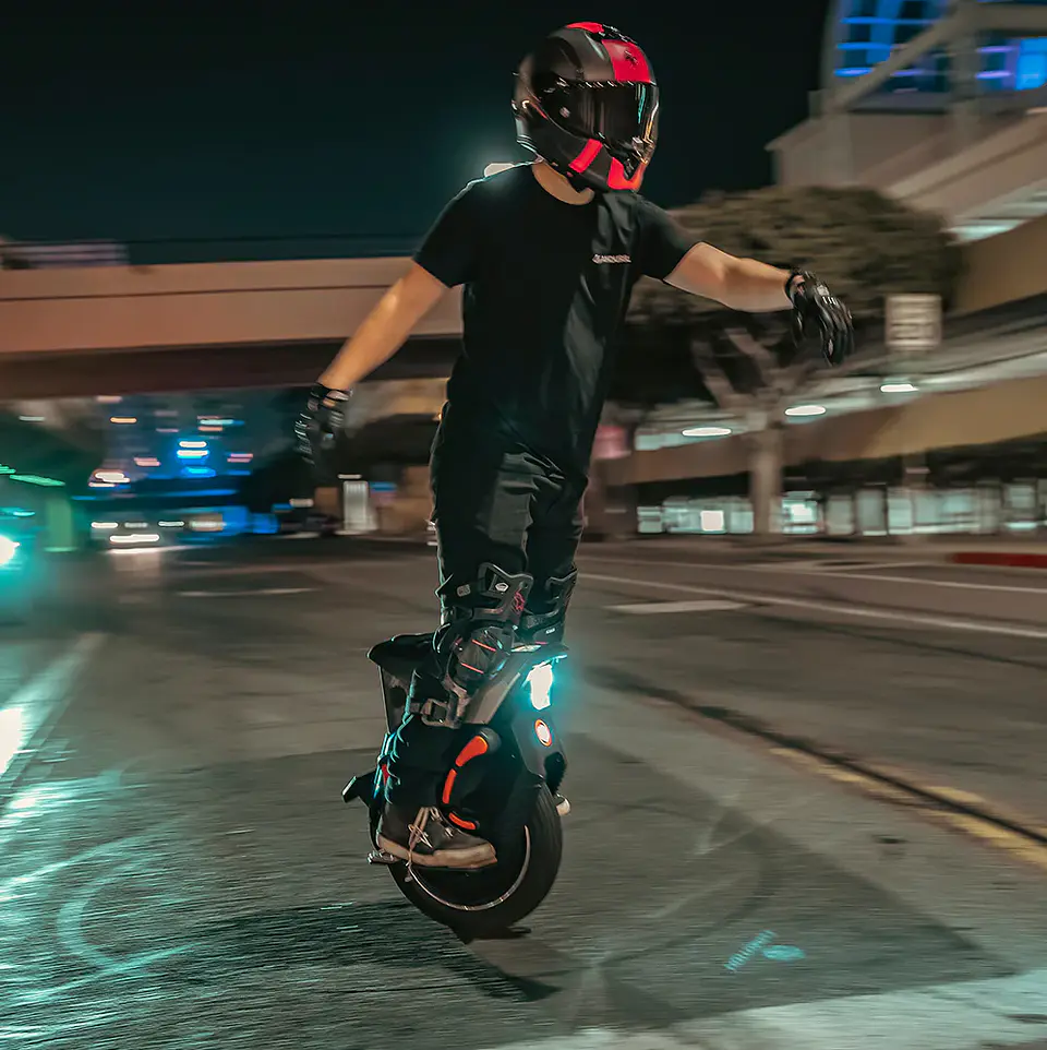 INMOTION V12S 8