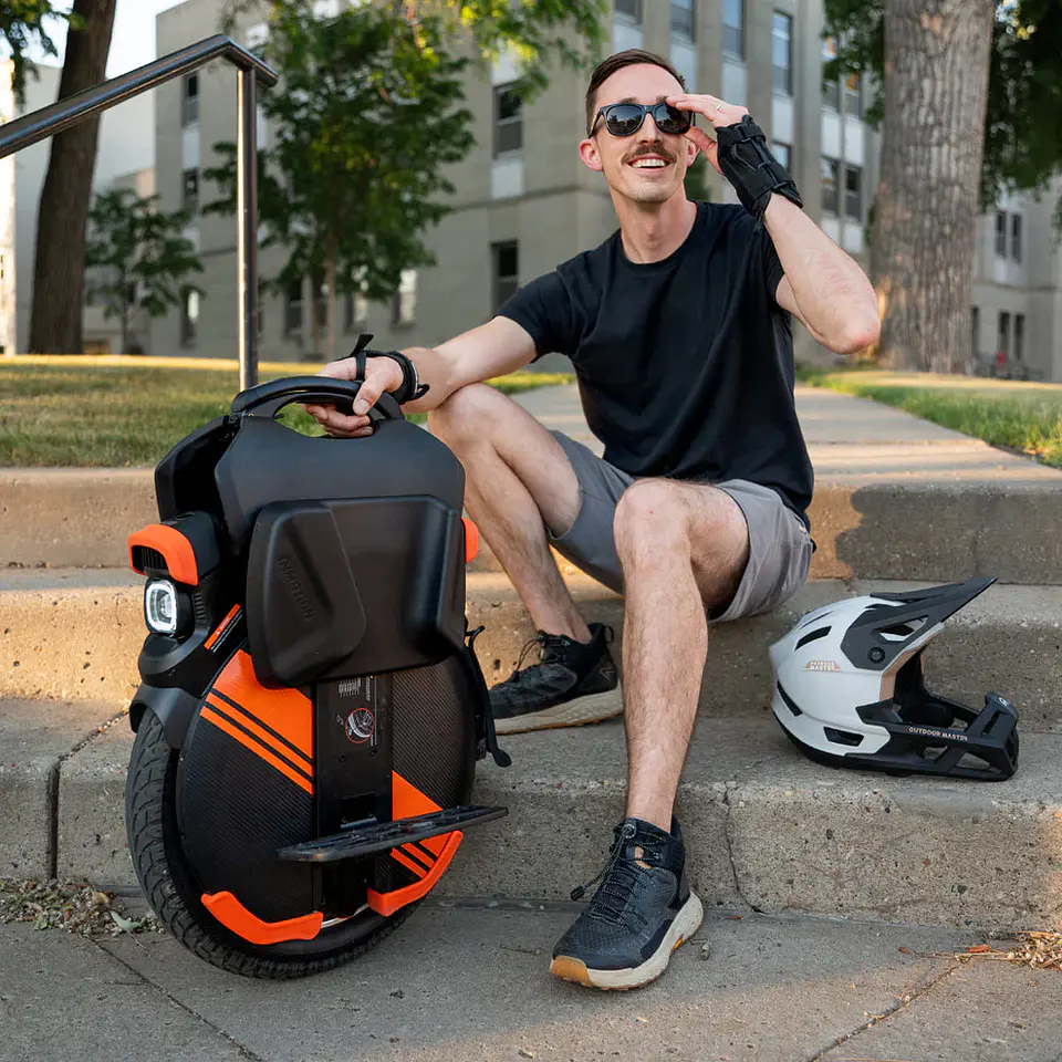 INMOTION V11Y 15