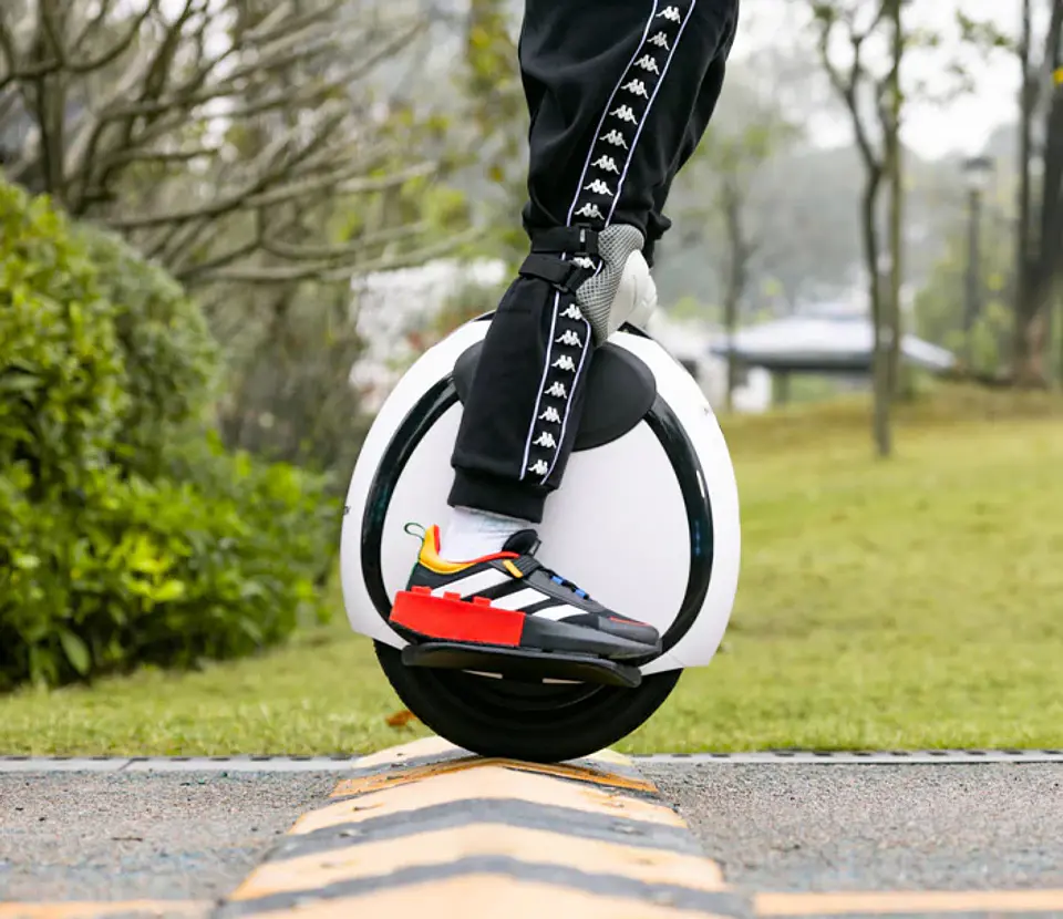 INMOTION E20 13