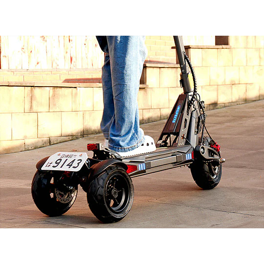 C5 Three Wheeled - Image 5