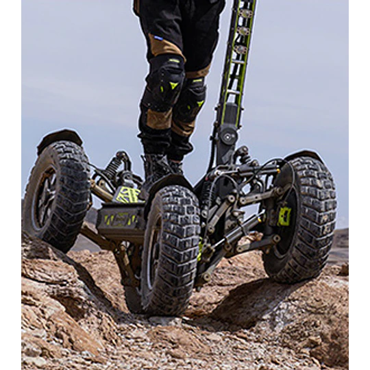 GT4 2WD - Image 5