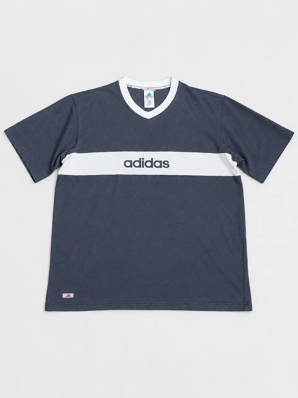 Camisa adidas. Manga corta L 3