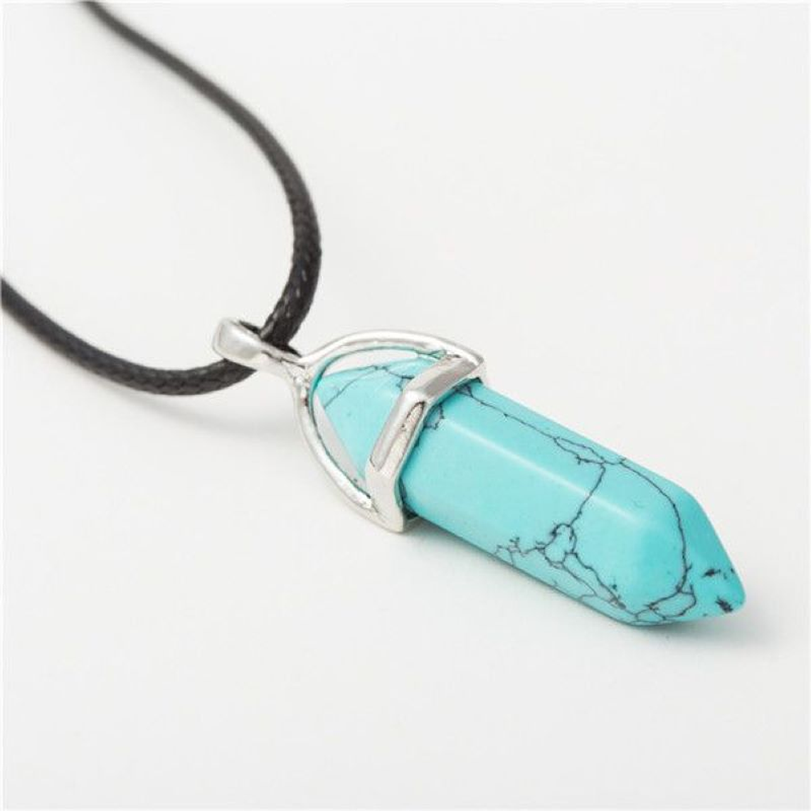 Dije En Roca Natural De Quarzo  Color Azul 1