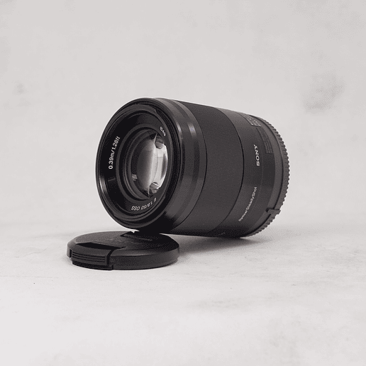 Lente Sony E 50mm f/1.8 OSS (usado) 3