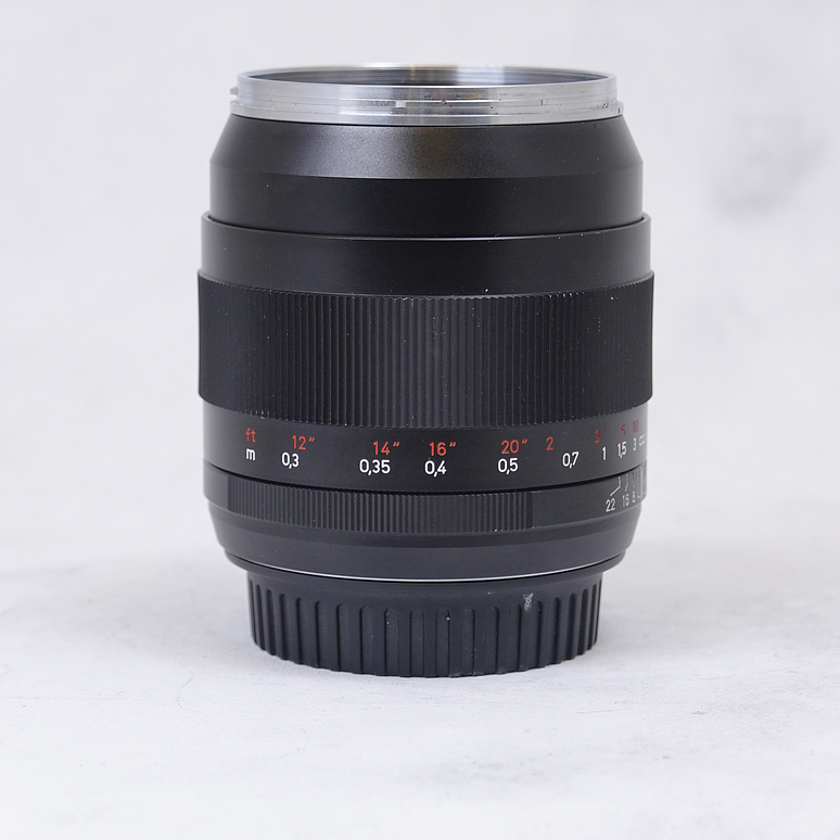 Carl Zeiss Distagon 35mm F2 ZE T* - Usado  3