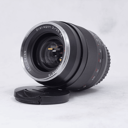Carl Zeiss Distagon 35mm F2 ZE T* - Usado  4