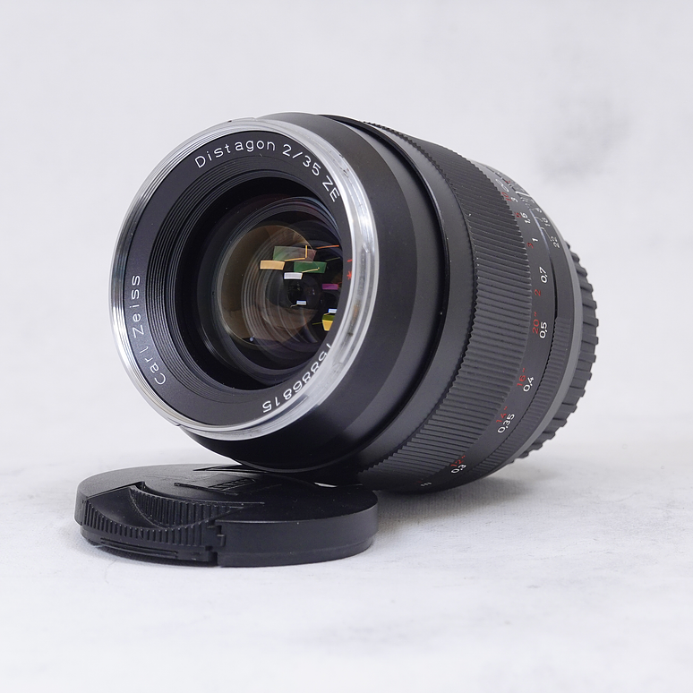 Carl Zeiss Distagon 35mm F2 ZE T* - Usado  4