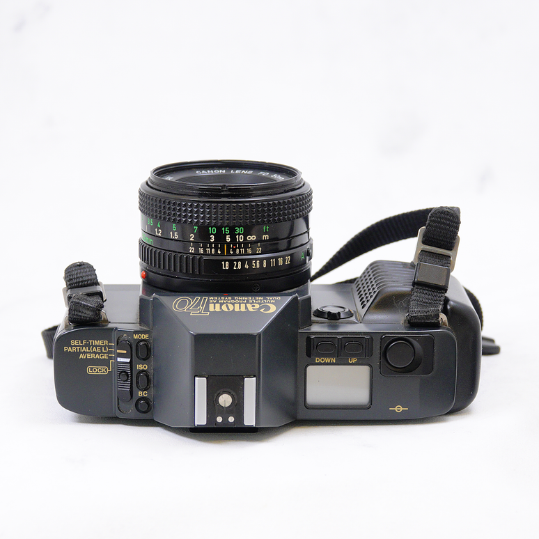 Canon T70 + Canon FD 50mm f1.8 + Canon FD 70-210mm f4 - Usado 3