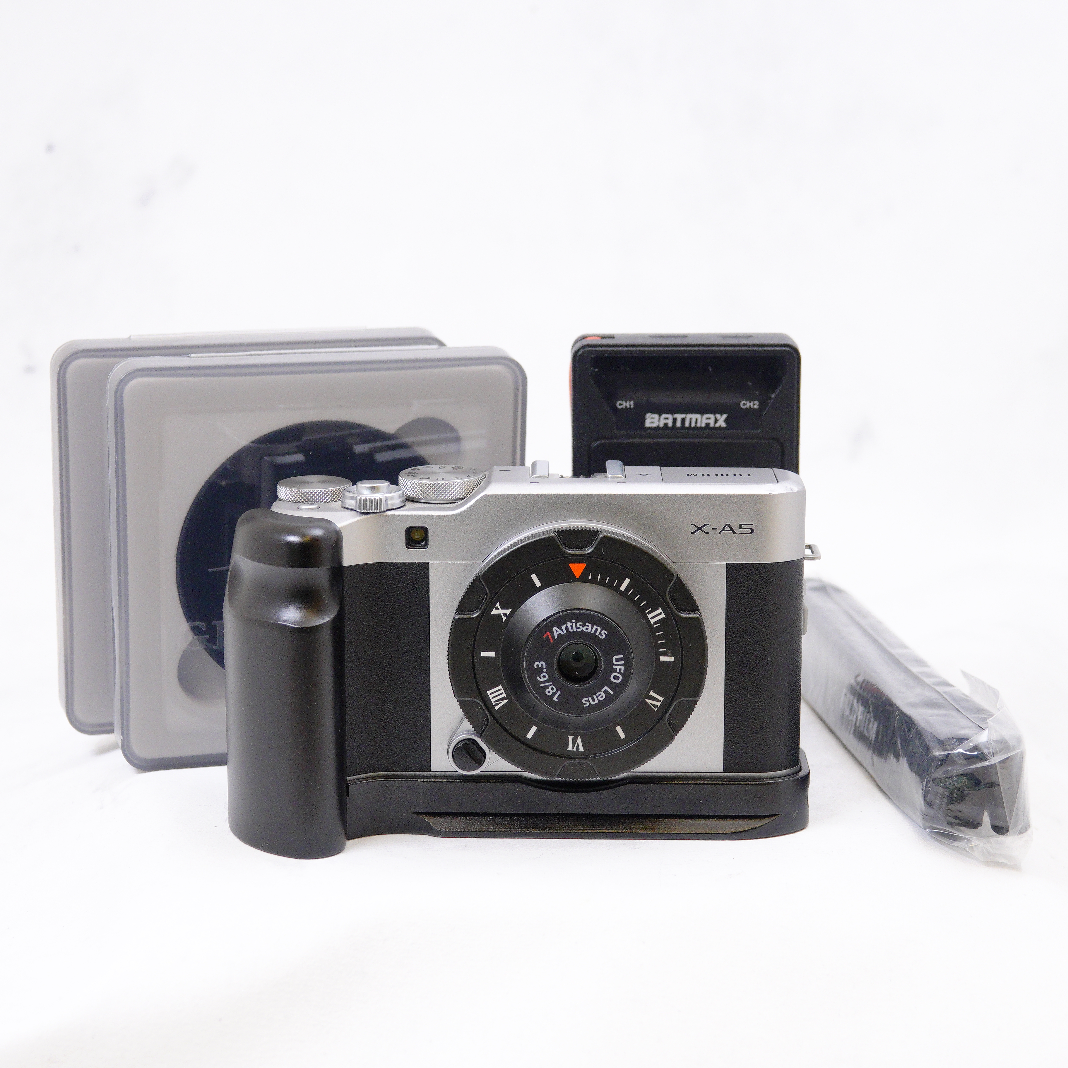 Fujifilm XA5 Full Espectro + Lente 7artisans UFO + 2 Filtros + Accesorios - Usado