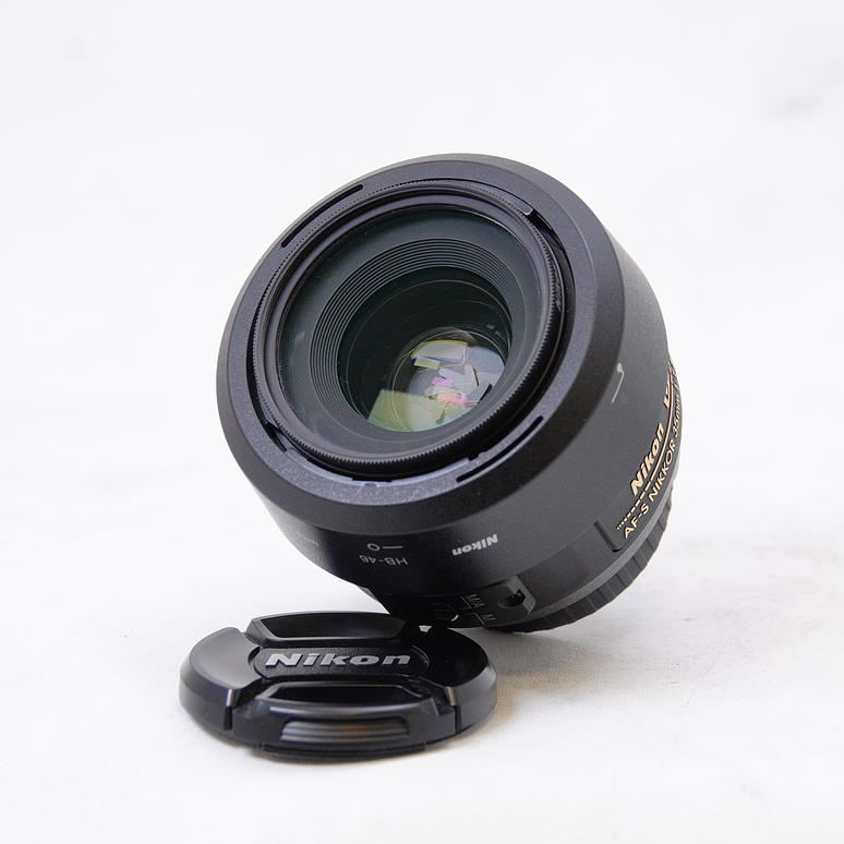 Nikon AF-S DX NIKKOR 35mm f/1.8G - Usado 3