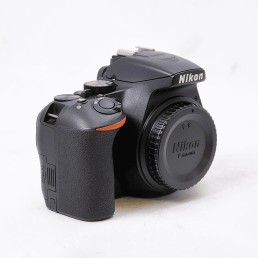 Nikon D3500 DSLR Cuerpo - Usado 3