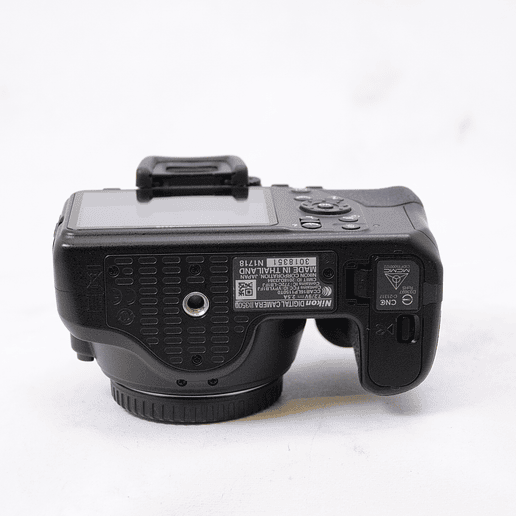 Nikon D3500 DSLR Cuerpo - Usado 10