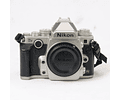 Nikon Df DSLR  (Body, Silver) - Usado