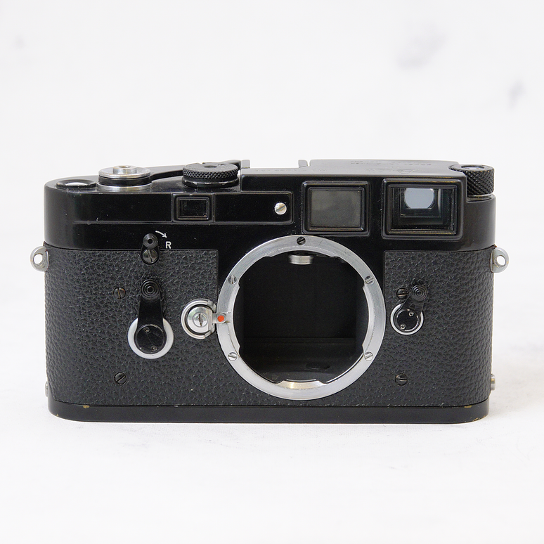 Leica M3 (Body Black) + Estuche Leitz - Usado 1
