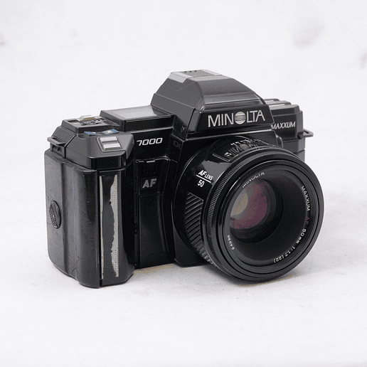 Kit Minolta Maxxum 7000 incluye lentes 50mm y 28mm - Usado 6