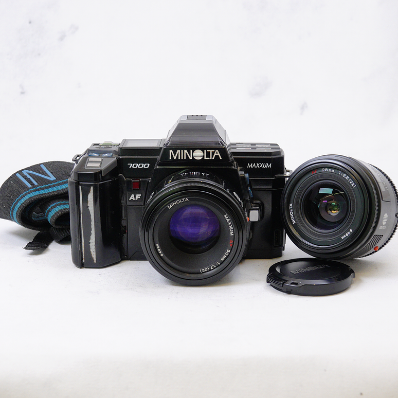 Kit Minolta Maxxum 7000 incluye lentes 50mm y 28mm - Usado 2