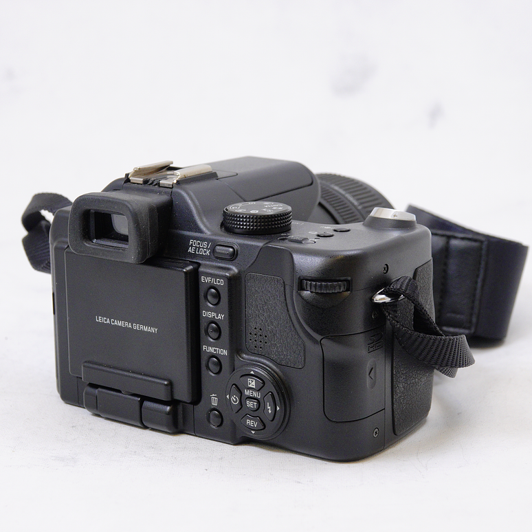 Leica V-Lux 1 - Usado 4