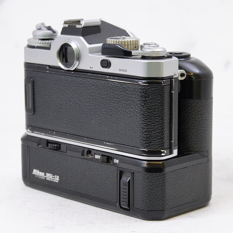 Nikon FM3a con Motor Drive MD-12n - Usado 4