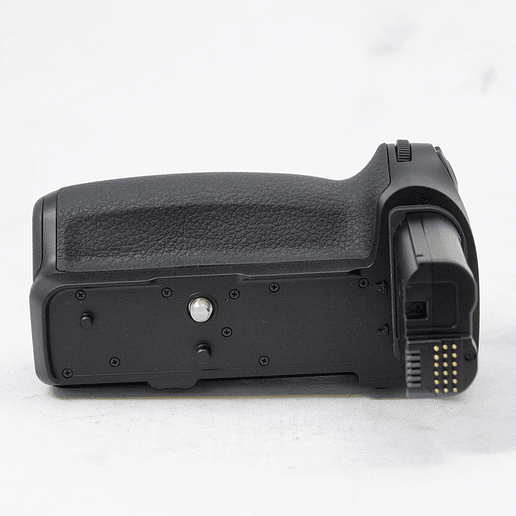 Nikon Z6 II con Grip MBN11 y Adaptador FTZ mas accesorios 15