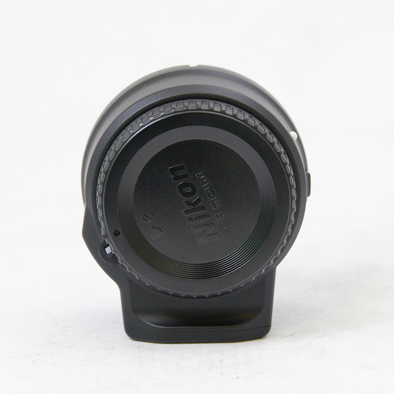 Nikon Z6 II con Grip MBN11 y Adaptador FTZ mas accesorios 18