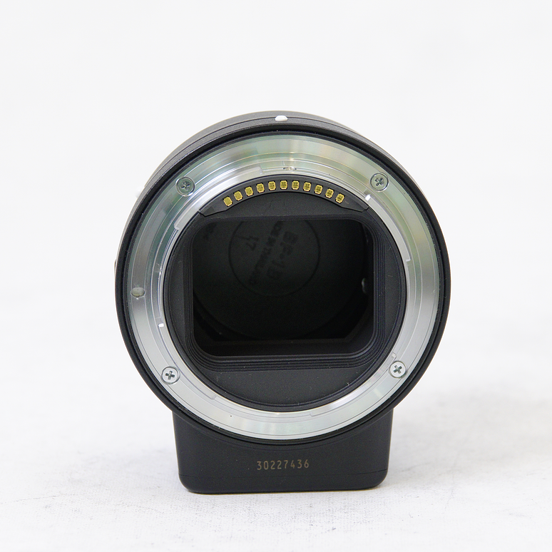 Nikon Z6 II con Grip MBN11 y Adaptador FTZ mas accesorios 19