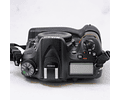 Nikon D7100 DSLR con Grip + accesorios - Usado
