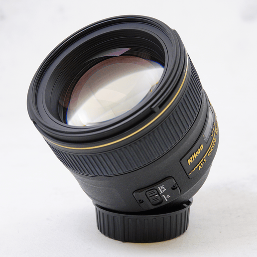 Nikon AF-S NIKKOR 85mm f/1.4G - Usado 3