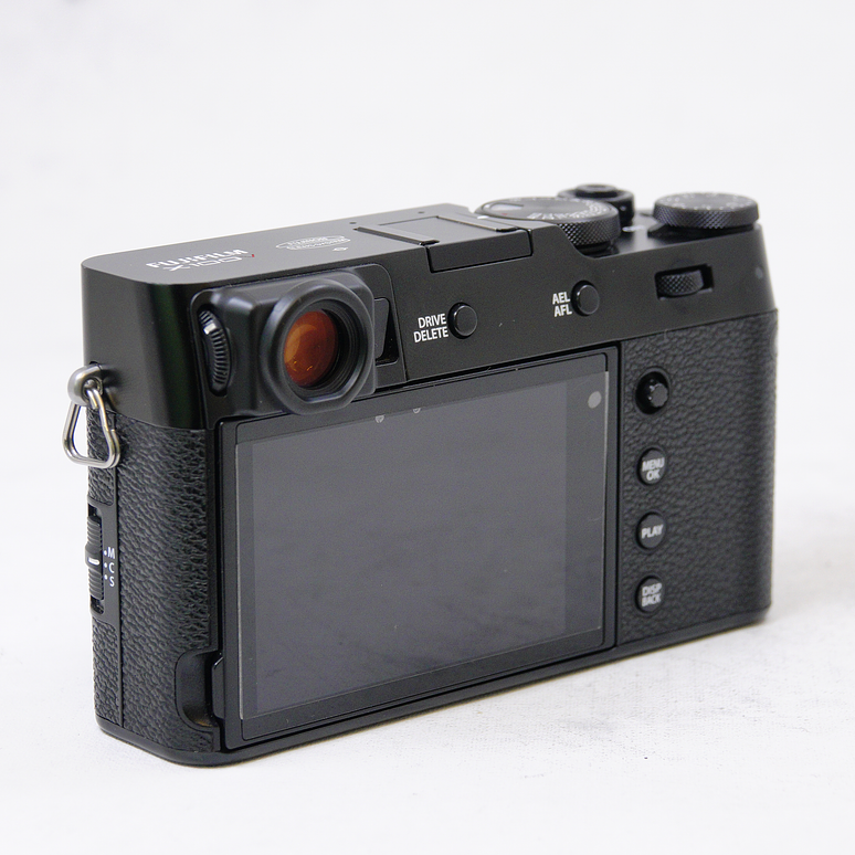 FUJIFILM X100V (Black body) - Usado 7