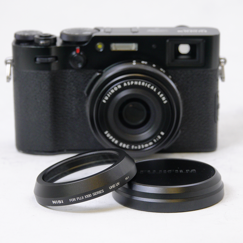 FUJIFILM X100V (Black body) - Usado 12
