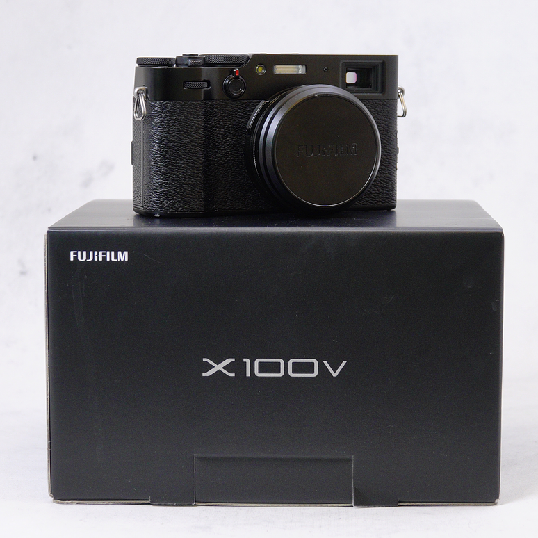 FUJIFILM X100V (Black body) - Usado 13