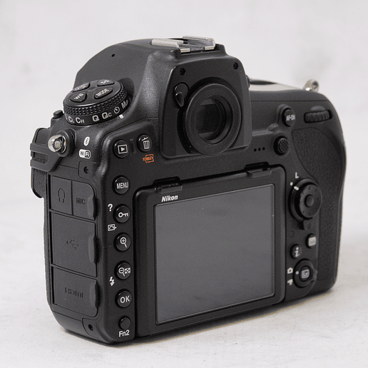 Nikon D850 DSLR - Usado 5