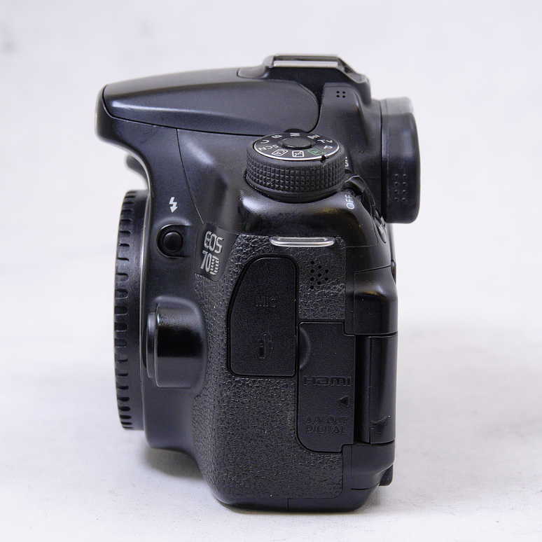 Canon EOS 70D DSLR - Usado 4