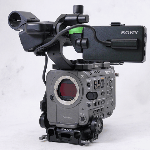 Sony FX6 con Tilta Camera Cage (Kit Advanced) - Usado