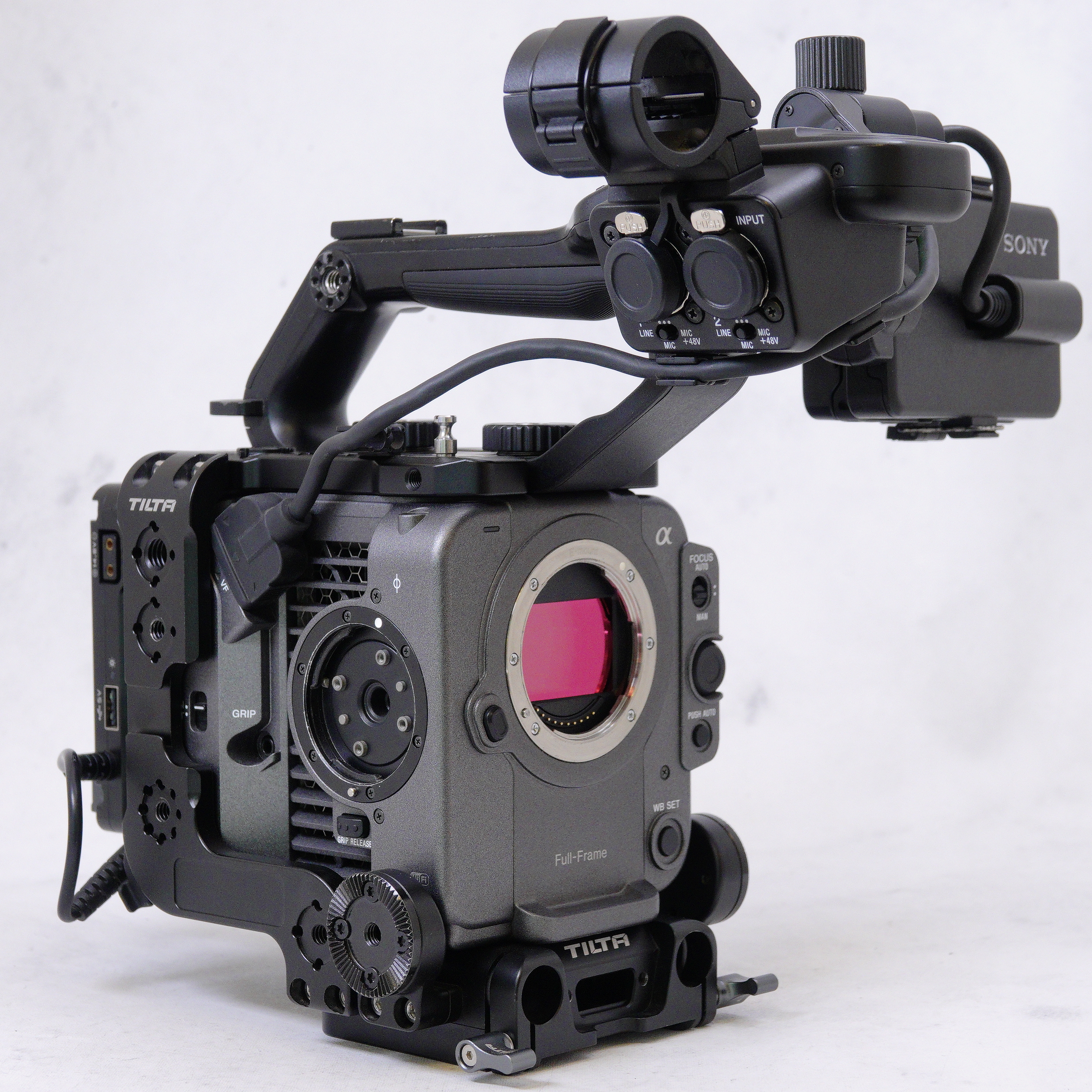 Sony FX6 con Tilta Camera Cage (Kit Advanced) - Usado