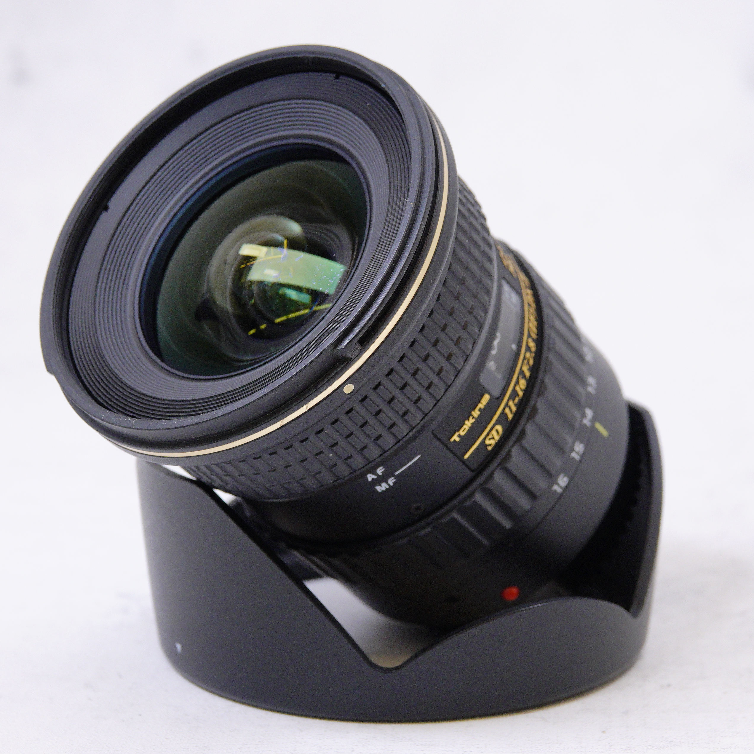 Tokina AT-X PRO DX-II 11-16mm f/2.8 para Canon EF - Usado