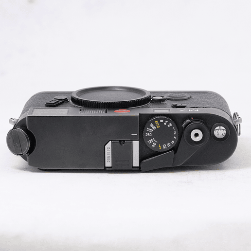 Leica M7 Rangefinder Camera (Black) con accesorios - Usado 10