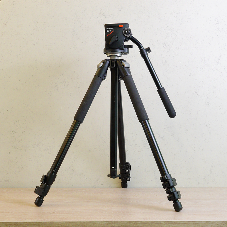 Tripode Manfrotto 3221WN + Cabezal Manfrotto 503 - Usado 1