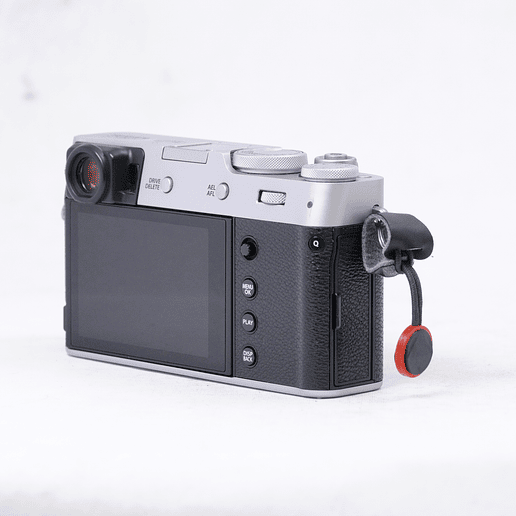 FUJIFILM X100V (Silver) con accesorios - Usado 5