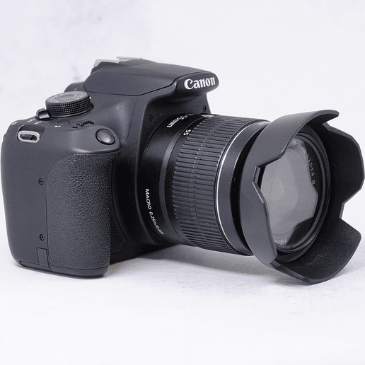 Canon EOS Rebel T5 DSLR con lente EF-S 18-55mm y accesorios - Usado 3