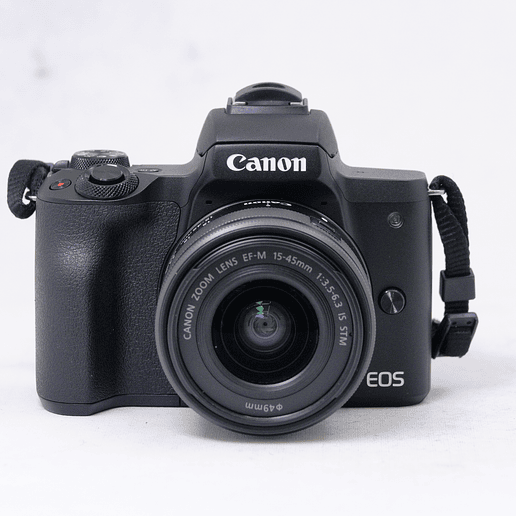 Canon EOS M50 con lente de 15-45mm mas accesorios - Usado 2