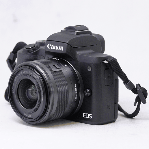Canon EOS M50 con lente de 15-45mm mas accesorios - Usado 9