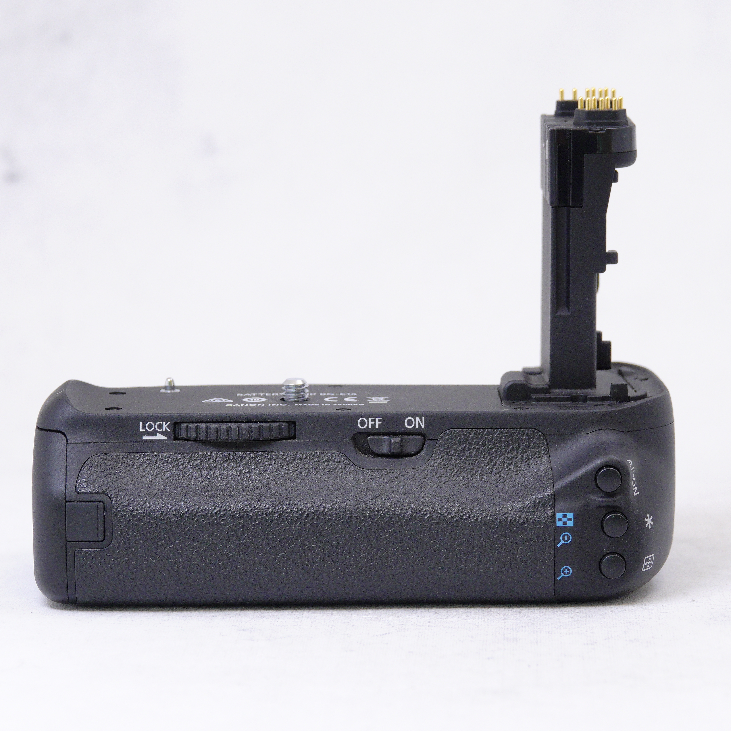 Battery Grip Canon BG-E14 para EOS 70D, 80D y 90D mas accesorios - Usado