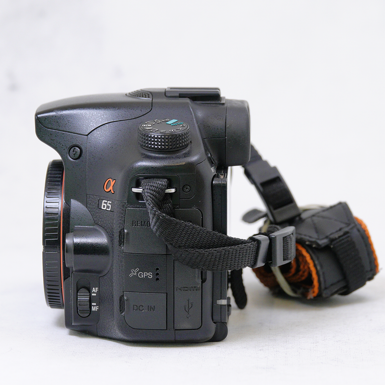 Sony Alpha 65 DSLR (cuerpo) - Usado 7