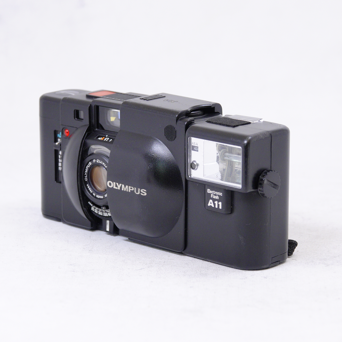 OLYMPUS XA + A11 ストロボ発光OK 初代モデル Amazon | Olympus XA A11