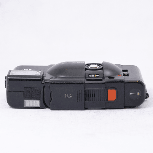 Olympus XA + Flash A11 - Usado 9