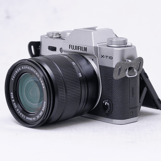 Fujifilm X-T10 + Lente XC 16-50mm II + accesorios - Usado 9