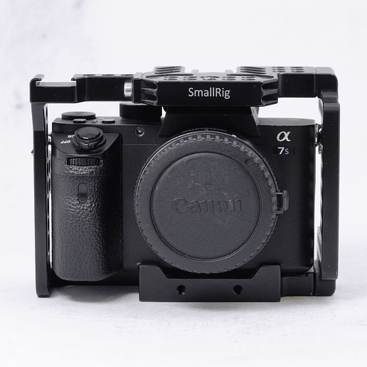 Sony A7SII con Adaptador EF-NEX más accesorios - Usado 2