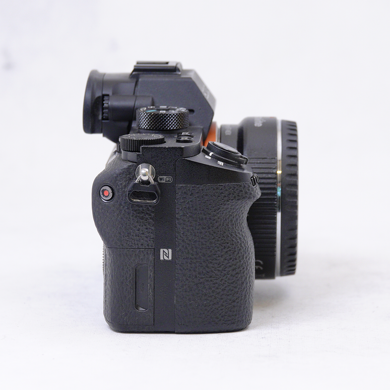 Sony A7SII con Adaptador EF-NEX más accesorios - Usado 5